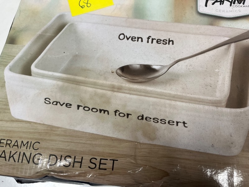 lot 68 image: Parini ceramic baking dish set