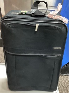 lot 76 image: Embark Suitcase