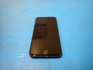 lot 17 image: Apple&nbspiphone 8 A1863  64GB of storage  Cellular Carrier Unlocked  Includes Charging Cable  light scratches on screen