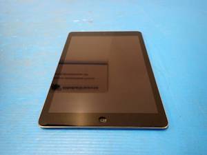 lot 29 image: Apple&nbspiPad Air 1st Gen A1474  16GB of storage  WIFI Only Model  Includes Charging Cable