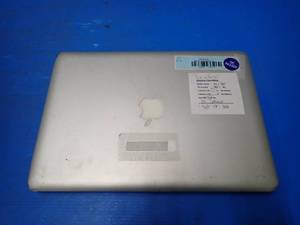 lot 52 image: Apple&nbspMacBookPro9,2 A1278 &nbspINTEL CORE I5-3210M 2.5 Ghz  4GB DDR3 SDRAM  500GB HD  13.3 screen with 1280 x 800 Resolution  Includes IOS and Charger &nbspcorners bent, heavy wear on keys