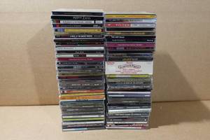 lot 343 image: Assorted CDs -Bob Marley, Theory of a Deadman, Static-X, Everclear