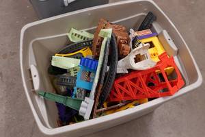 lot 344 image: Kids Train Track Set