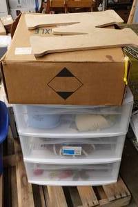 lot 361 image: Plastic Organizer with Assorted Easter Dcor