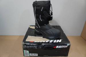 lot 2 image: Baffin Eiger Mens Winter Boots -Size 11
