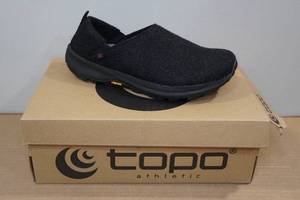 lot 15 image: Topo Womens Rekovr 2 Recovery Training Shoes -Size 10