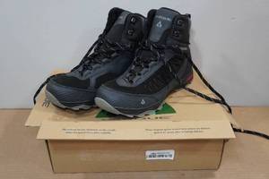 lot 16 image: Vasque Coldspark Mens Waterproof Hiking Boots -Size 11
