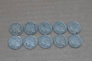 lot 38 image: 10 1926-1937 Buffalo Nickel Coins