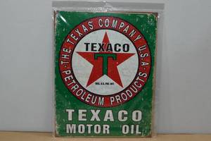lot 55 image: Collectable Metal Sign -Texaco