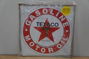 lot 62 image: Collectable Metal Sign -Texaco