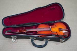 lot 79 image: Mini Violin