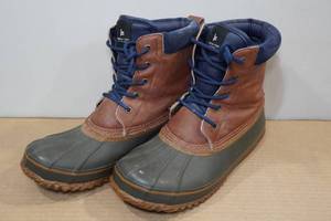 lot 121 image: London Log Boots -Size 10