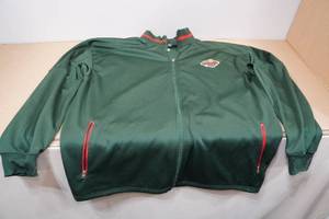 lot 124 image: MN Wild Zip-Up Shirt -3XL