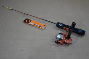 lot 142 image: Celsius Ice Fishing Combo