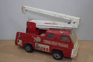 lot 163 image: Tonka Fire Rescue Truck