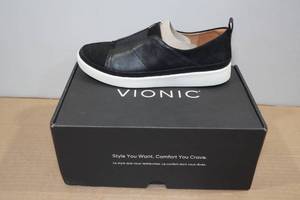 lot 184 image: Vionic Zinah Womens Loafers -Size 8.5