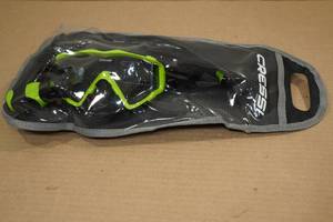 lot 210 image: Cressi Pano 3 Snorkel Set