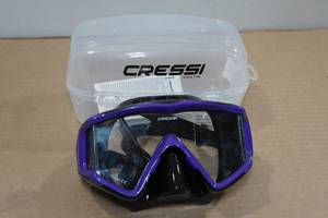 lot 213 image: Cressi Pano 3 Mask