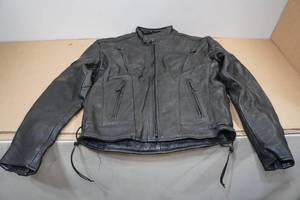 lot 263 image: USA Bikers Dream Apparel Leather Motorcycle Jacket -Size 36