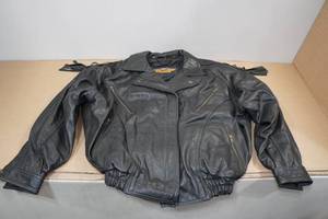 lot 267 image: Harley Davidson Leather Motorcycle Jacket -Small