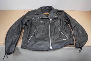 lot 269 image: Harley Davidson Leather Motorcycle Jacket -Large