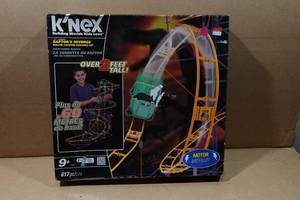 lot 323 image: KNex Building Set