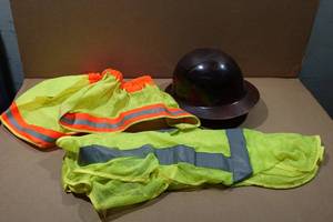 lot 336 image: Hard Hat with Hi-Vis