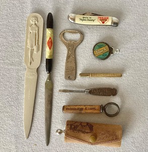 Group of 9 Vintage Advertising Items