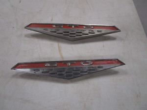 lot 24 image: GTO 6.5 Litre Emblems