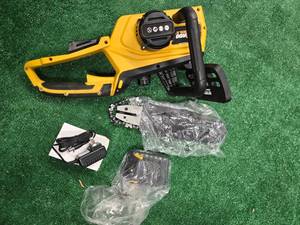 lot 6 image: 24V Tornado Tools Chain Saw (New, tested, but not in its original box)