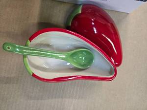 lot 30 image: Lot of 2 sets of Kitchen Stuff 2 openers and 1 pepper ceramic bowl and a spoon