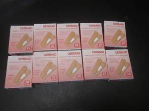 lot 19 image: 10 Boxes of Bandages 20 Count...