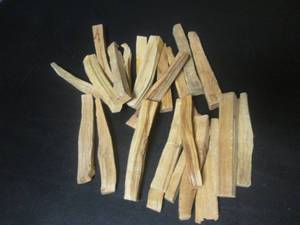 lot 41 image: 24 Humo Sagrado Sacred Smoke Palo S...