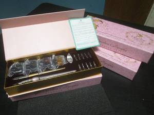 lot 49 image: 3 New 19pc Davelion Calligraphy Pen...