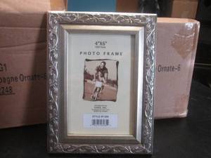 lot 78 image: 12 - 4 x 6 Gabria Champagne Ornat...
