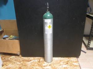 lot 115 image: Empty Oxygen Tank - 25 12 Tall No...