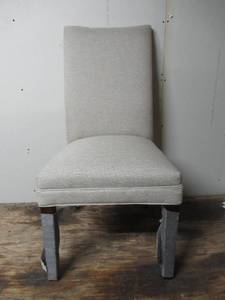 lot 86 image: Hekman Dining Chair WY267F04-Cream Wheat