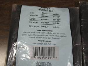 lot 144 image: Set of 2 Mission Ridge Mens Premium Thermal Top-Black-Large