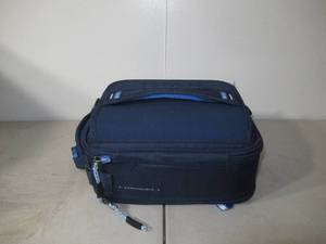 lot 49A image: Titan by Arctic Zone Fridge Cold Molded Lunch Box with Ice Walls-Blue