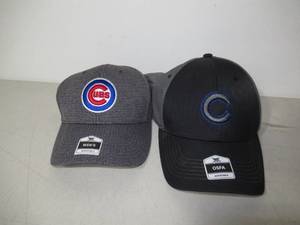 lot 173A image: Set of 2 Fan Favorite Adjustable Cubs Hats