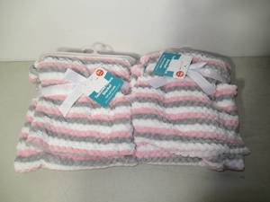 lot 157 image: Lot of 2 Textures Fleece Baby Blankets-30 x 36