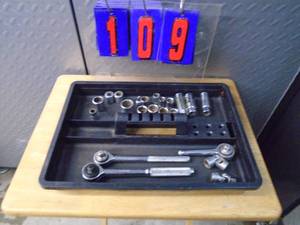 lot 109 image: 38 drive sockets & ratchet. Snap on, SK & other misc. As shown.