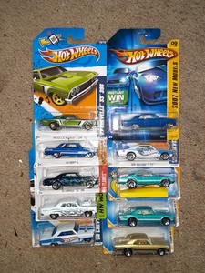 lot 303 image: Hot Wheel muscle car lot GM Nova Chevelle 1967 & 1968. All clean cards. As shown.