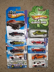 lot 305 image: Hot Wheels Camero muscle cars 1969 & 1970. All clean cards. As shown.