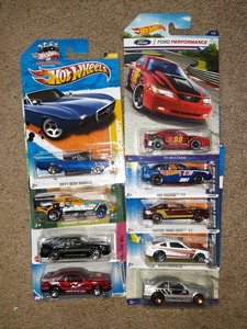 lot 314 image: Hot Wheel Ford muscle car modern Mustang GT500 fox body. As shown.