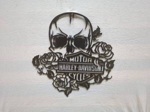 lot 7 image: Harley-Davidson Motorcycles Skull and Roses Wall Art