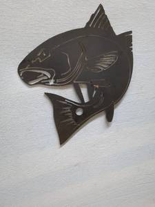 lot 11 image: Decorative Metal Fish Wall Art