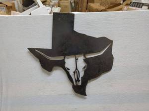 lot 64 image: Texas State Metal Wall Art with Longhorn Design