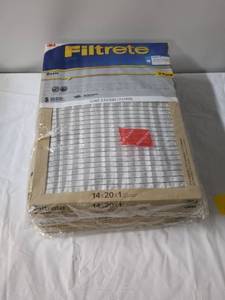 lot 114 image: 12 Filtrete Basic Air Filters, 14 x 20 x 1 Inches