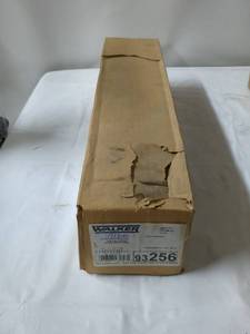 lot 239 image: Walker Ultra Catalytic Converter - Universal